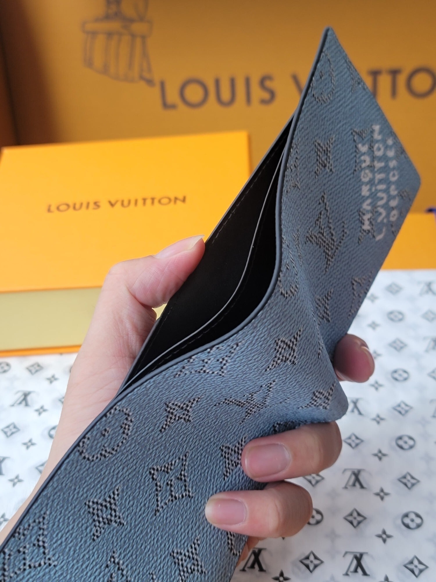 LV wallet