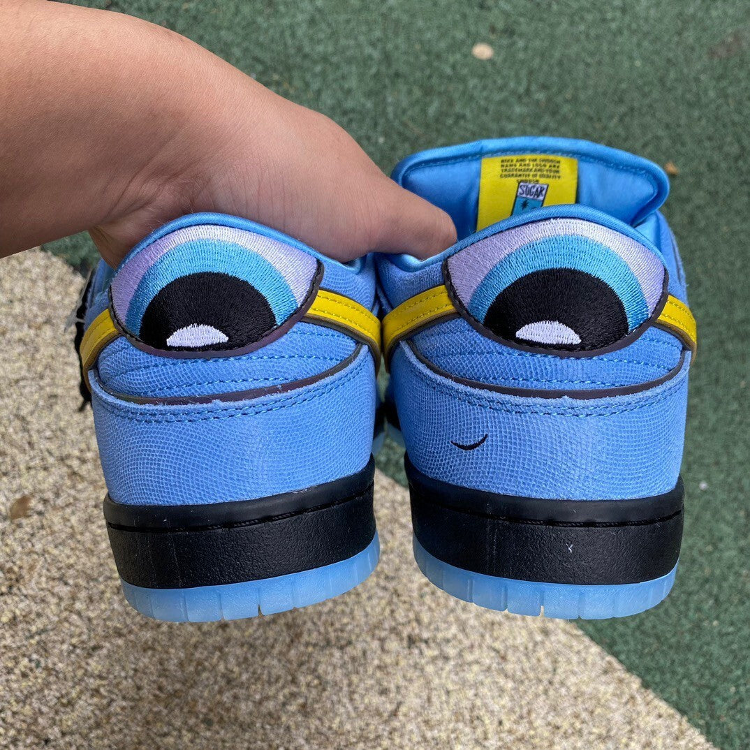 The Powerpuff Girls x N1ke SB DunkLow “Bubbles”