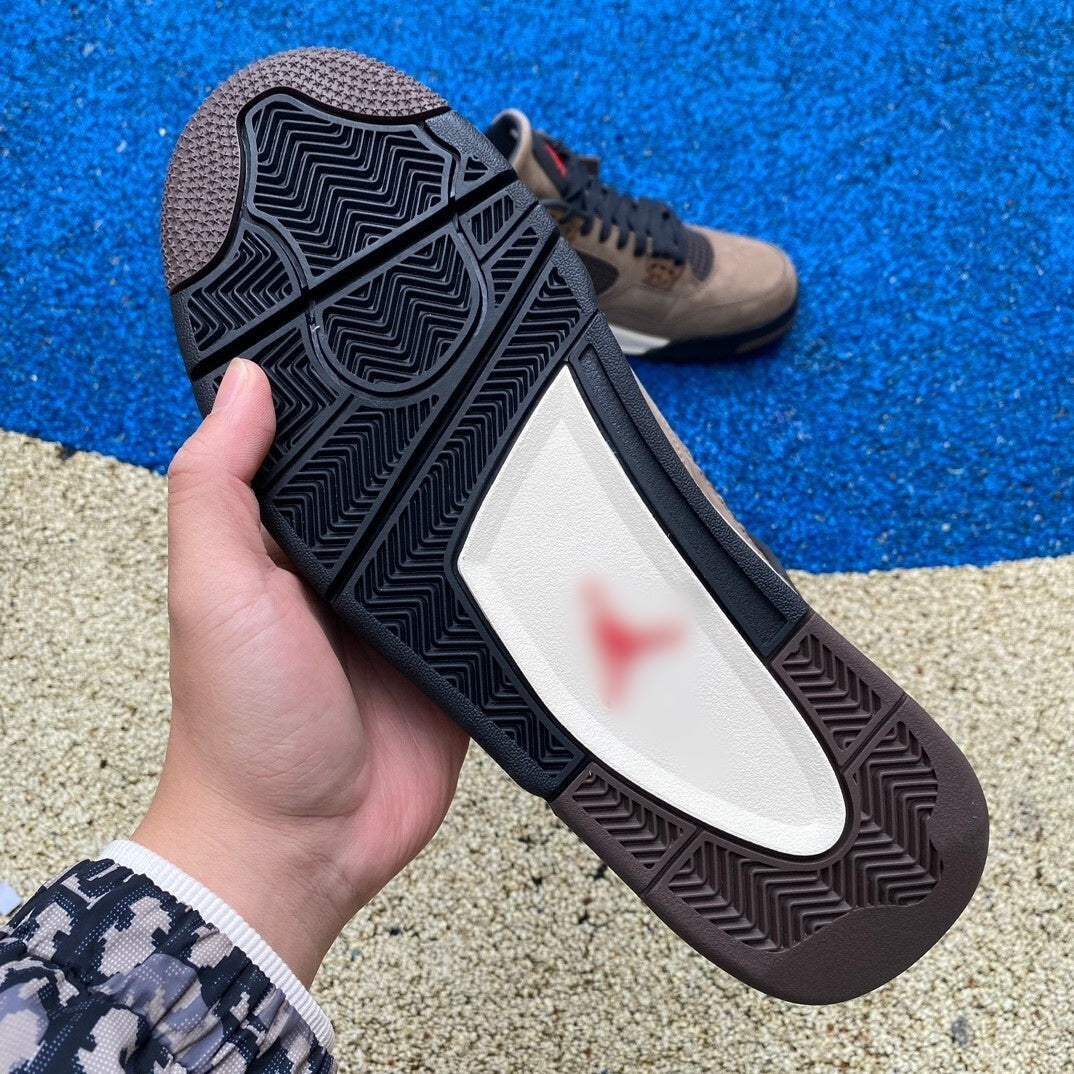 ravis Scott x Air jordan4