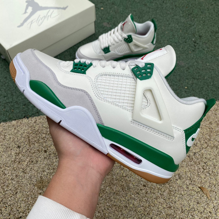 N1ke SB x Air Jordan 4 Pine Green