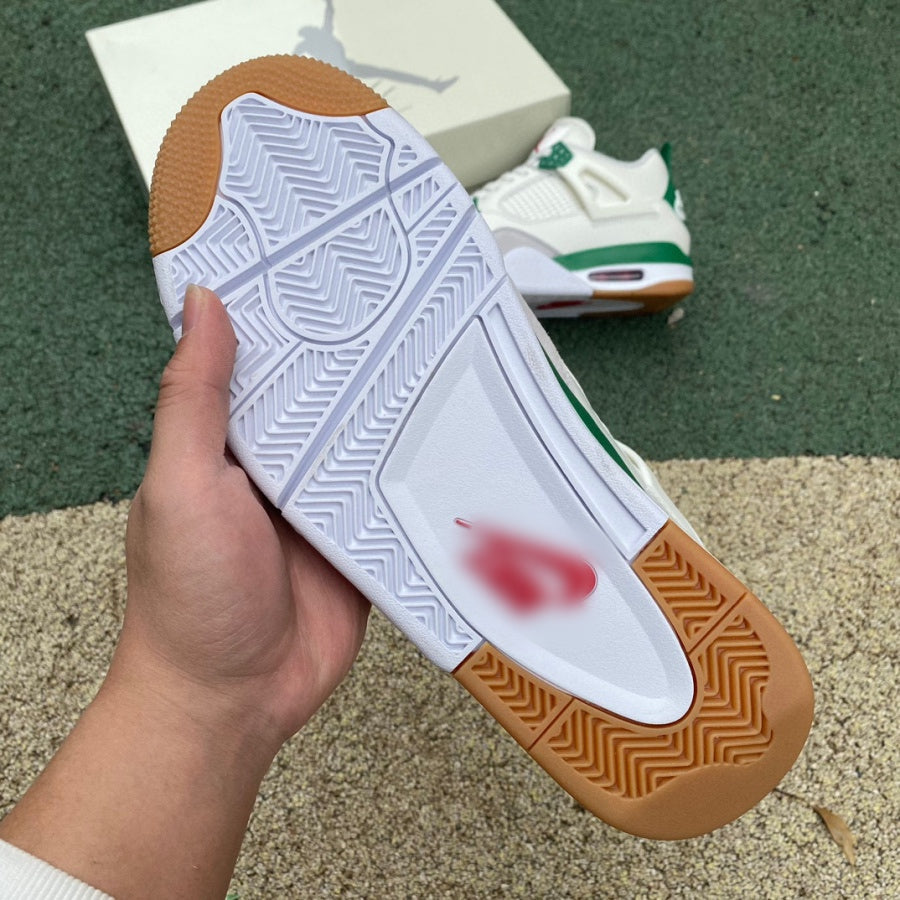 N1ke SB x Air Jordan 4 Pine Green